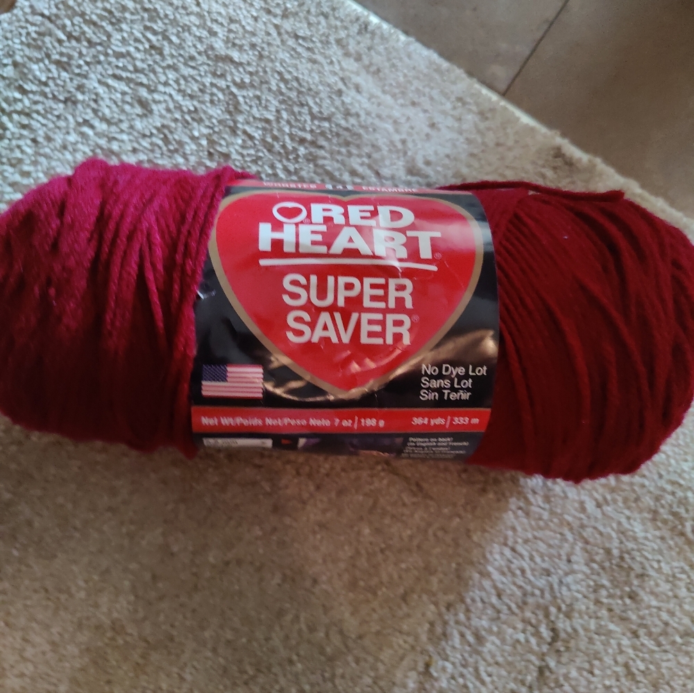 New Red Heart Super Saver Yarn Color Burgundy - Picture 3 of 6